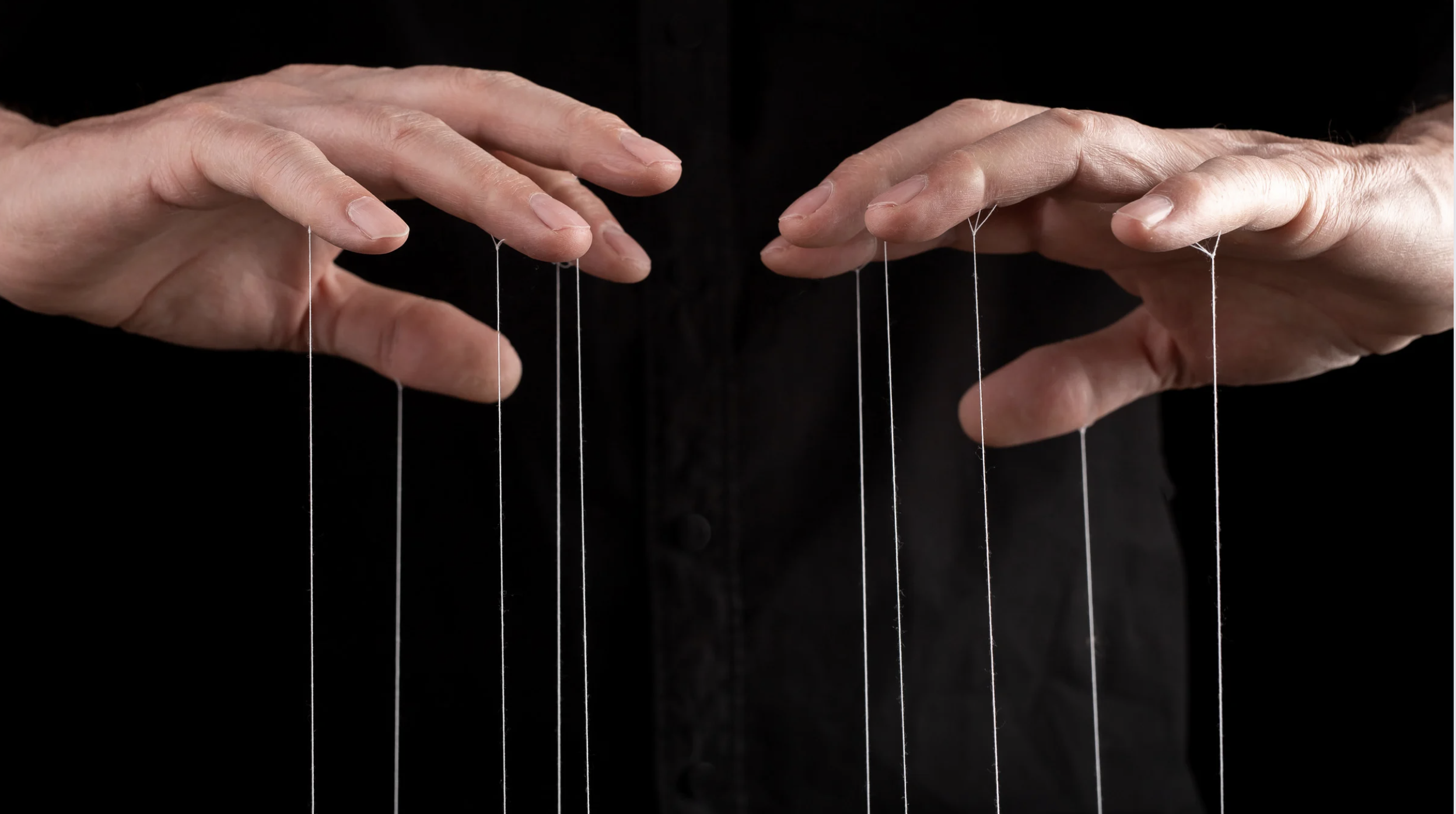 Manipulation Leadership